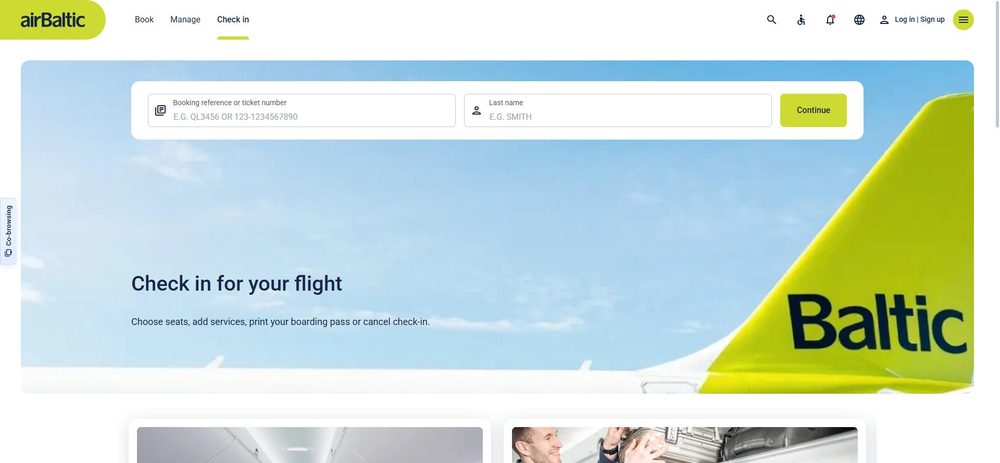 Онлайн-регистрация airBaltic: вход по коду бронирования или номеру билета (Booking reference or ticket number) и фамилии пассажира (Last name).
